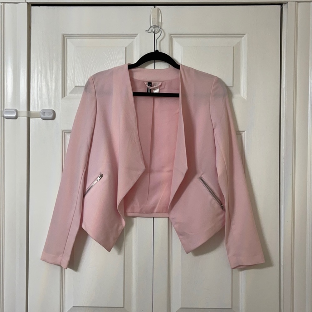 H&M baby pink tuxedo blazer